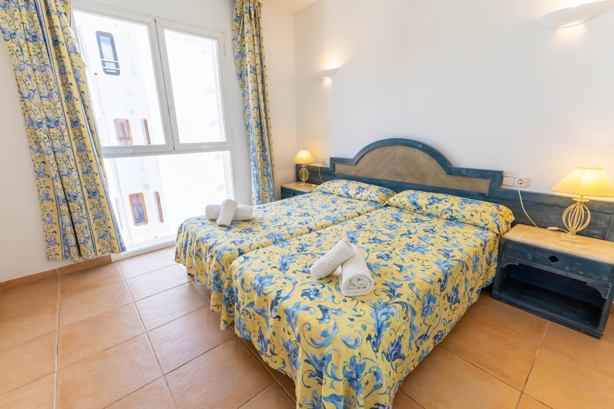 Appartement With Wifi And Pool